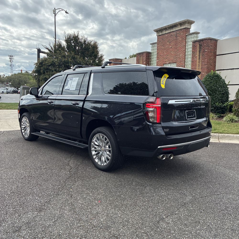 2024 Chevrolet Suburban Premier