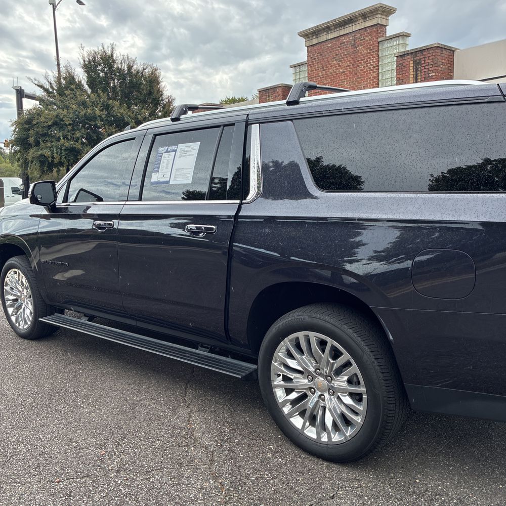 2024 Chevrolet Suburban Premier