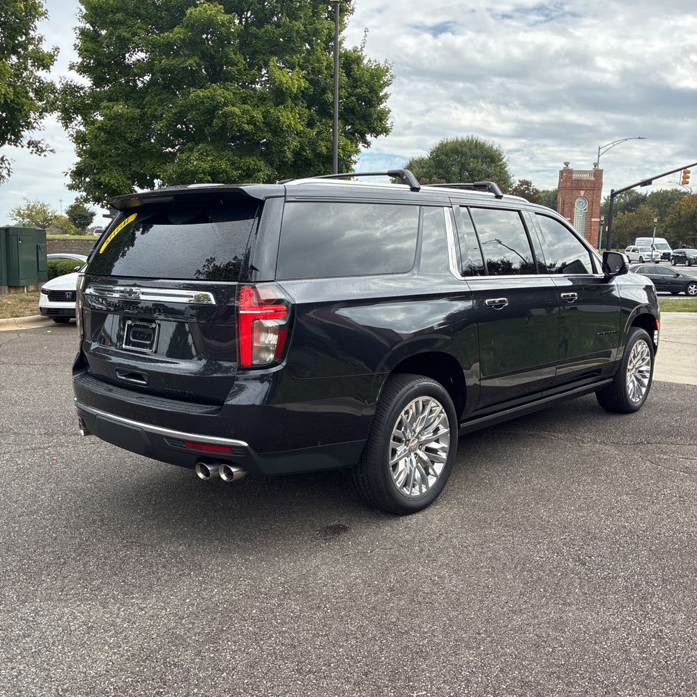 2024 Chevrolet Suburban Premier