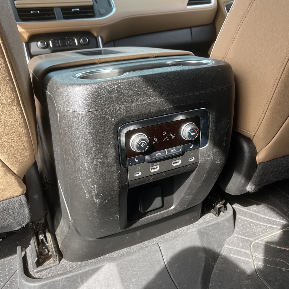 2022 Chevrolet Suburban Premier