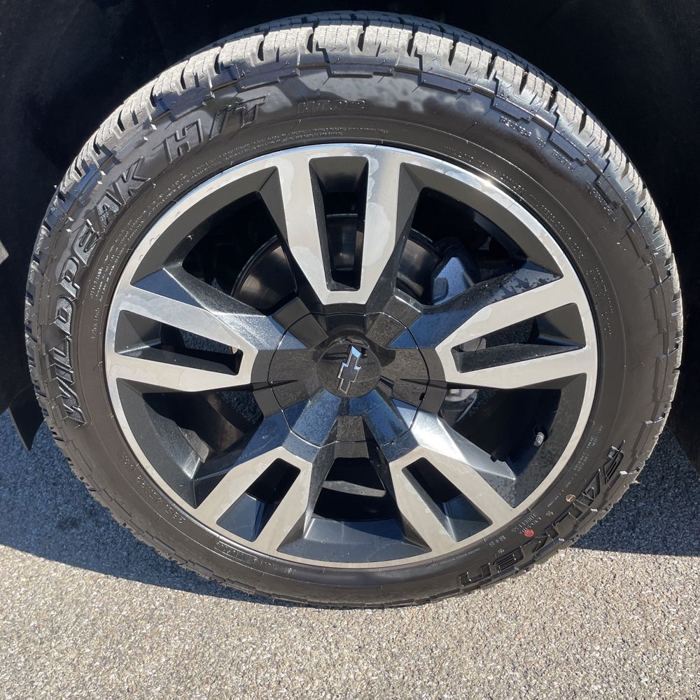 2022 Chevrolet Suburban 1500 High Country