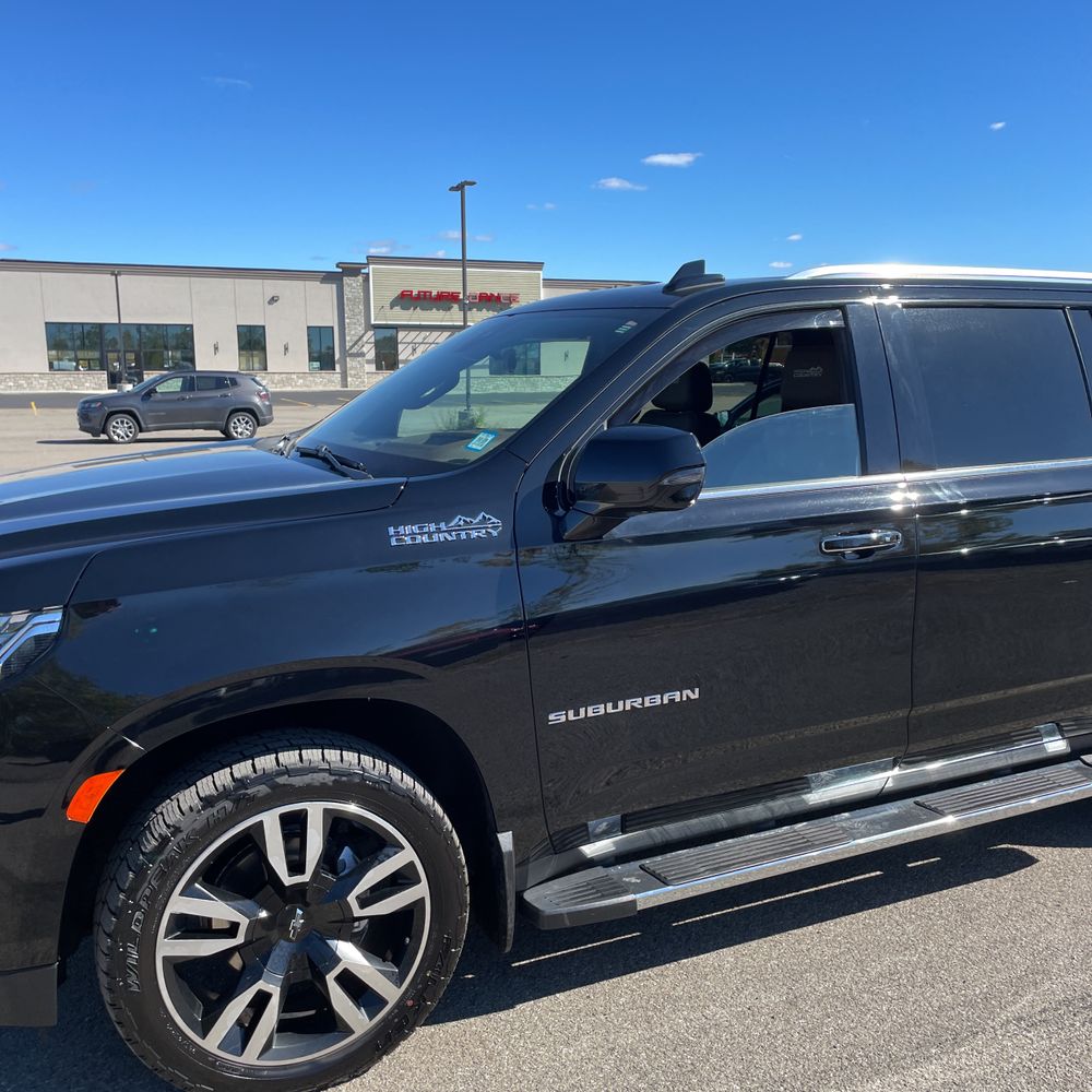 2022 Chevrolet Suburban 1500 High Country