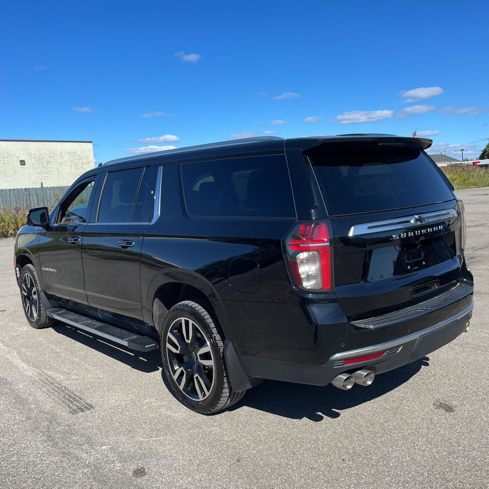 2022 Chevrolet Suburban 1500 High Country