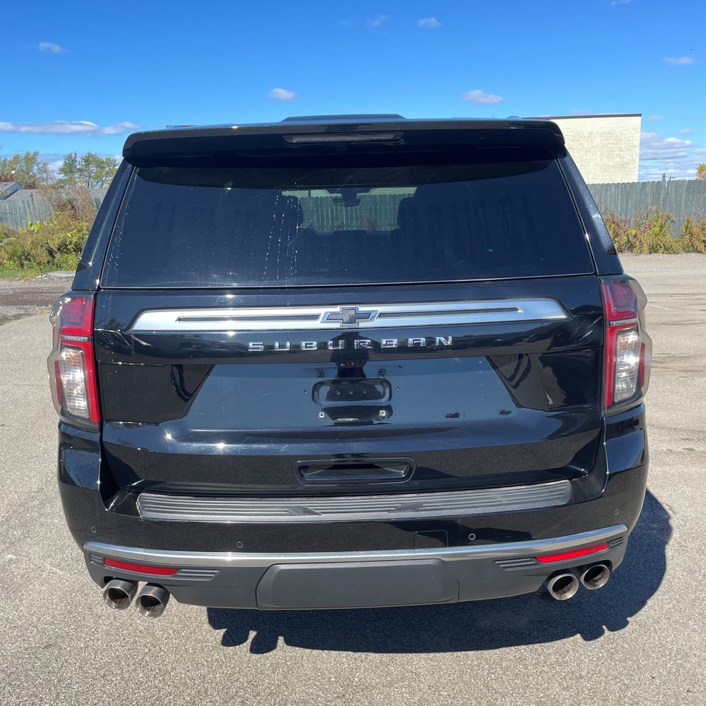 2022 Chevrolet Suburban 1500 High Country