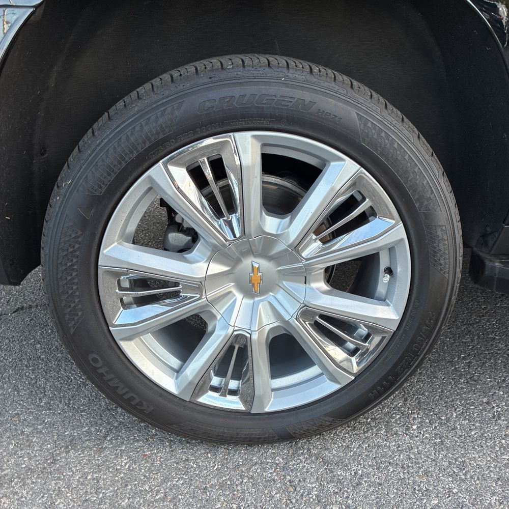 2024 Chevrolet Suburban High Country
