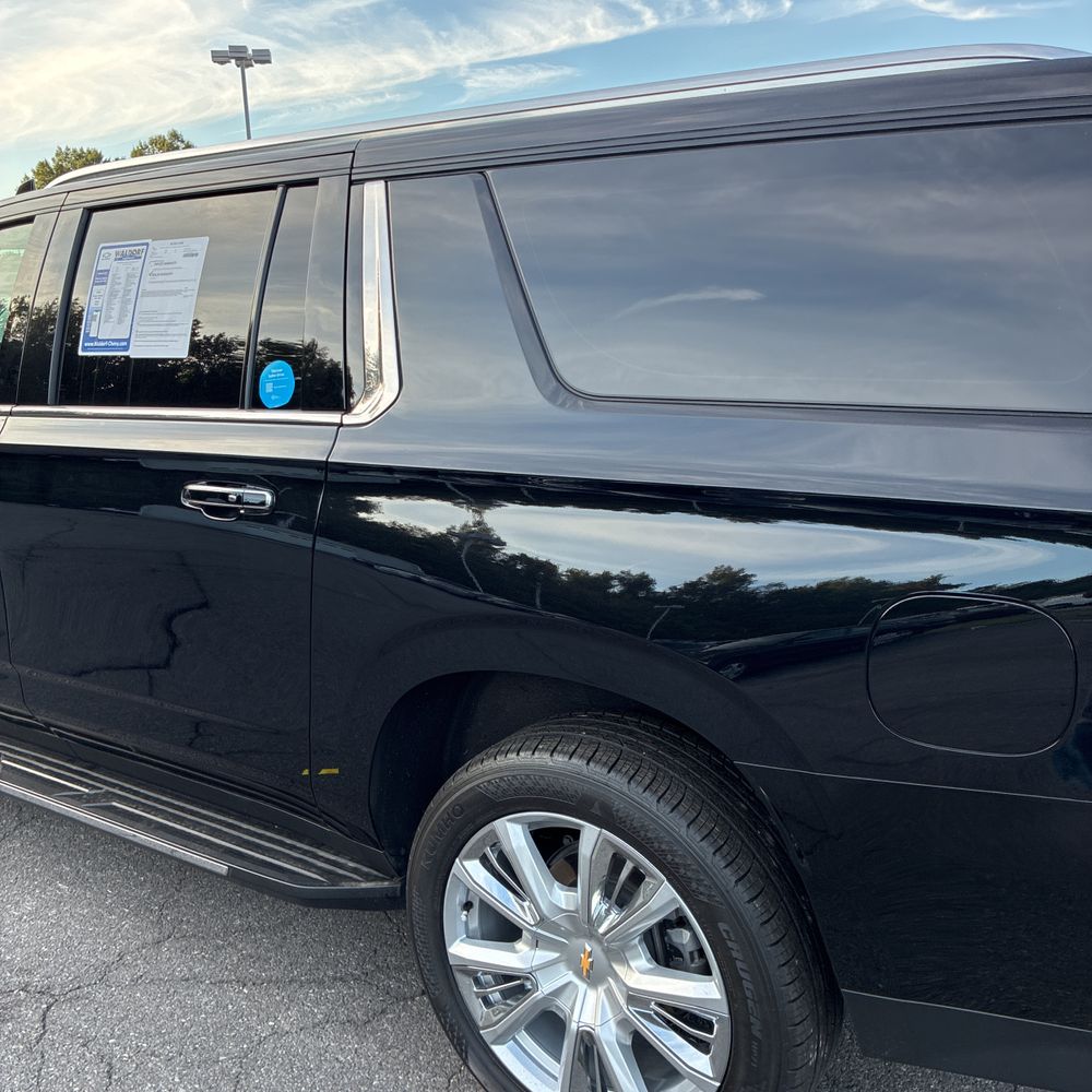 2024 Chevrolet Suburban High Country