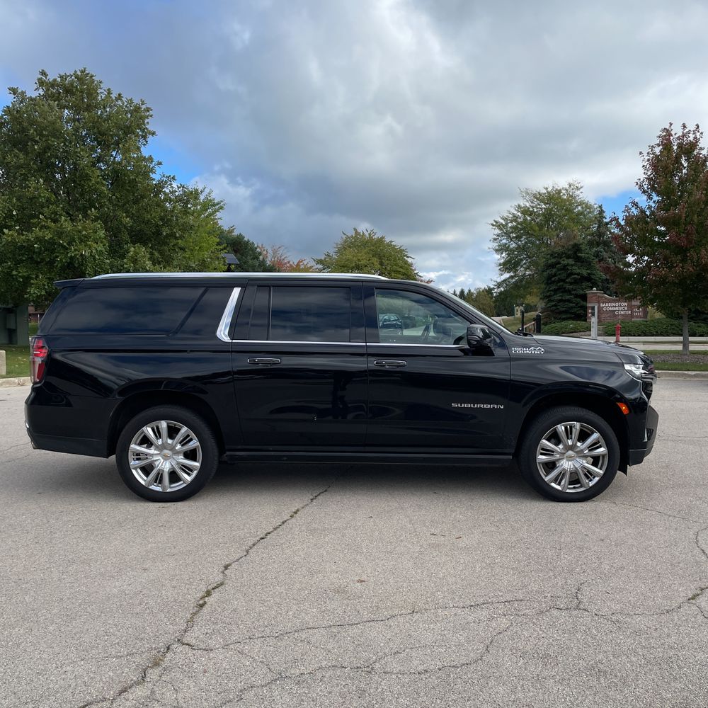 2021 Chevrolet Suburban High Country