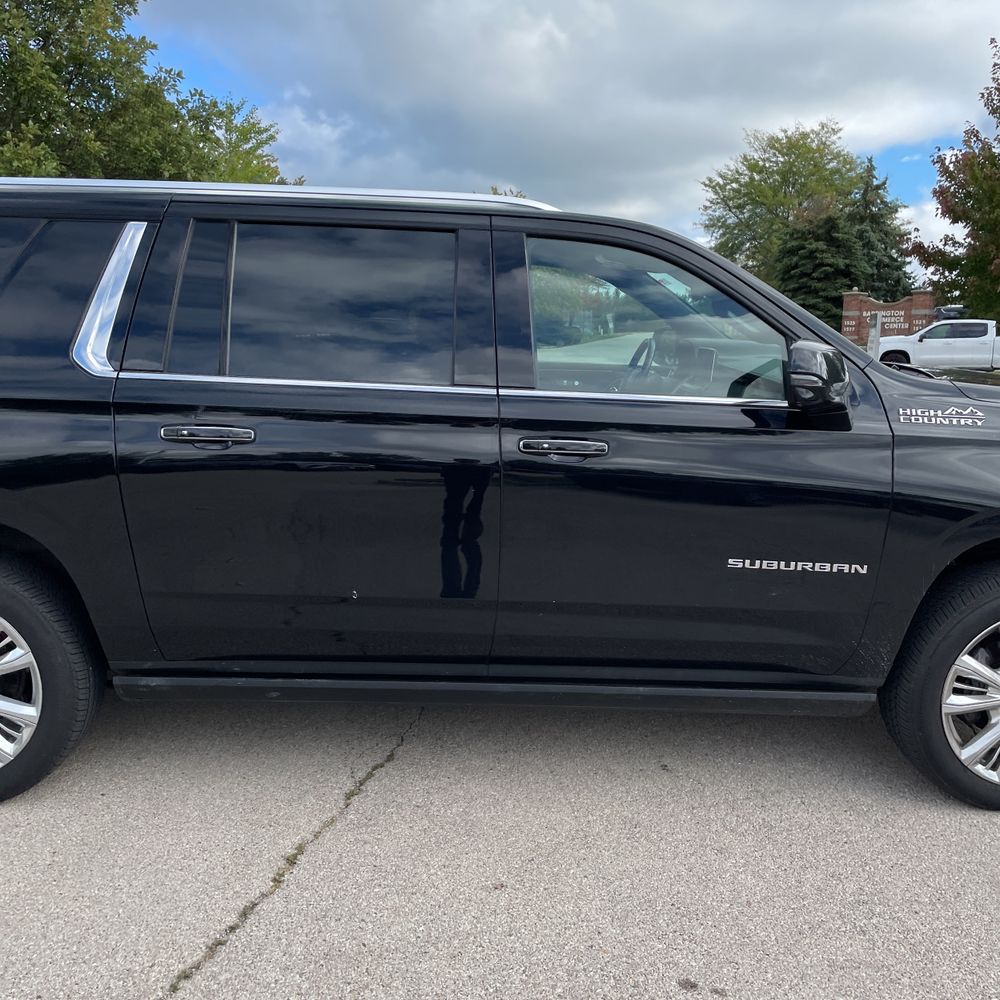 2021 Chevrolet Suburban High Country