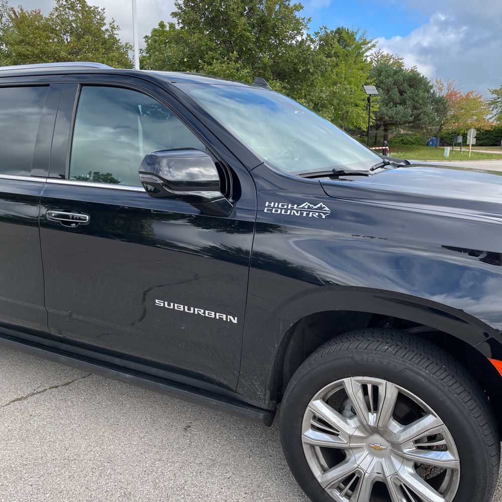 2021 Chevrolet Suburban High Country