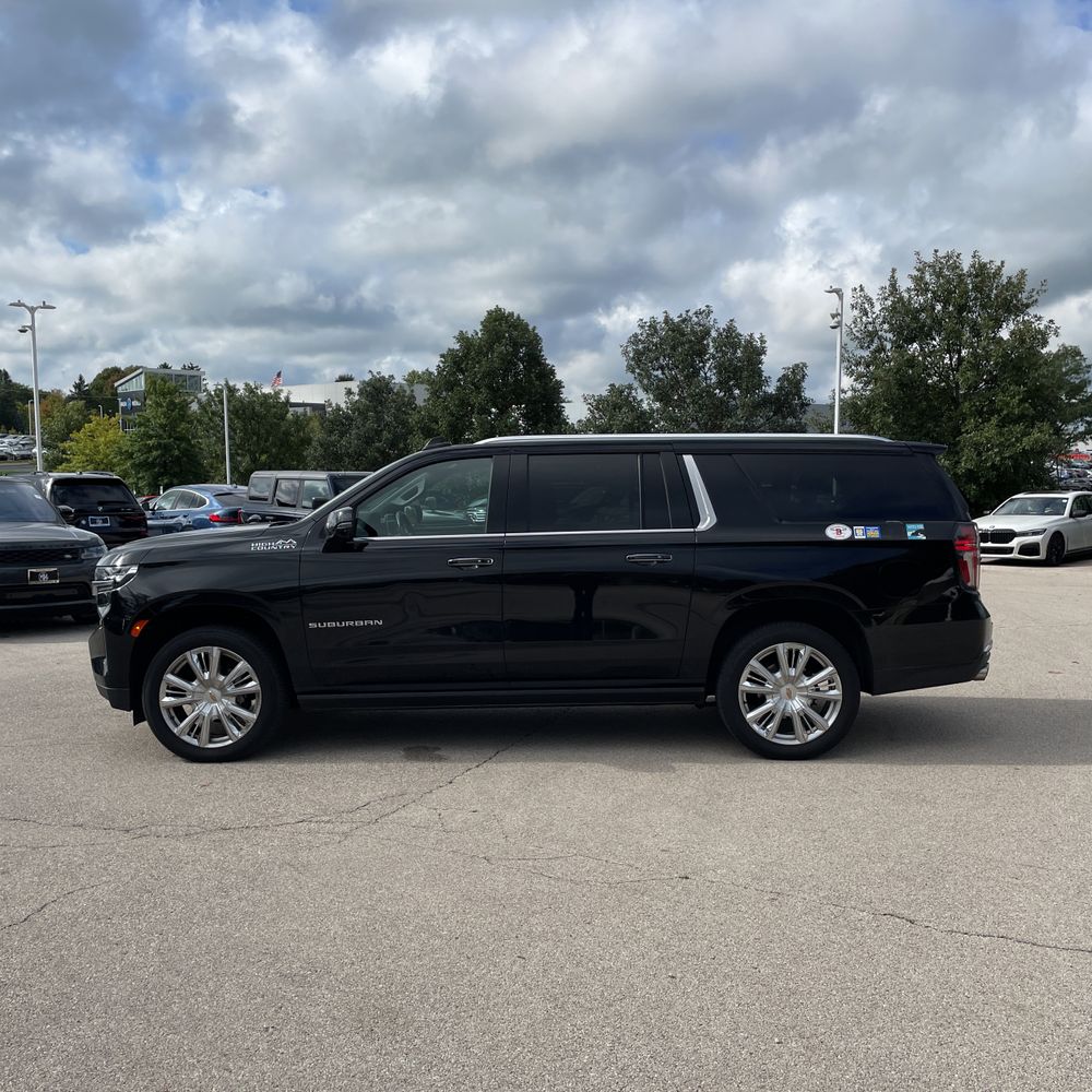 2021 Chevrolet Suburban High Country