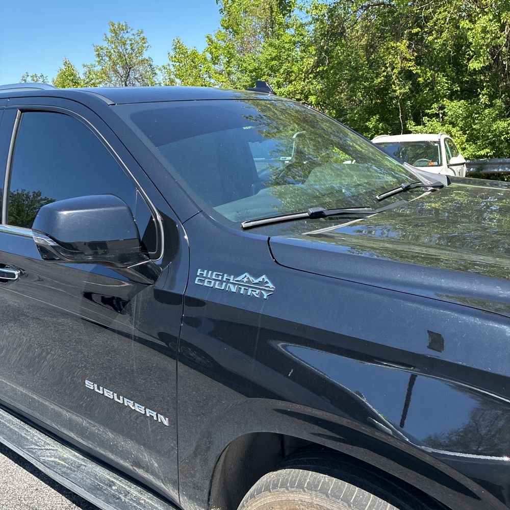 2023 Chevrolet Suburban High Country