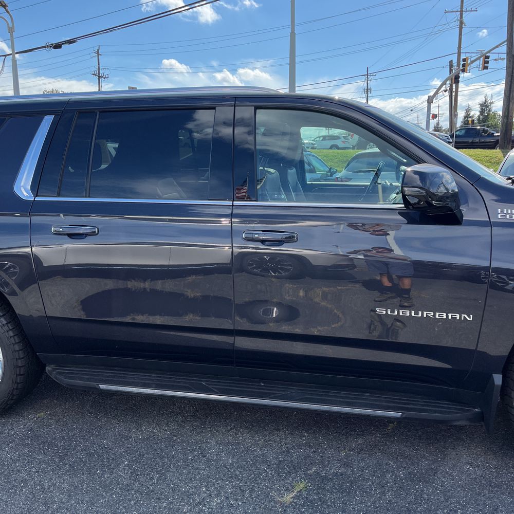 2023 Chevrolet Suburban High Country
