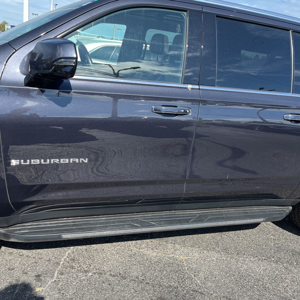 2023 Chevrolet Suburban High Country