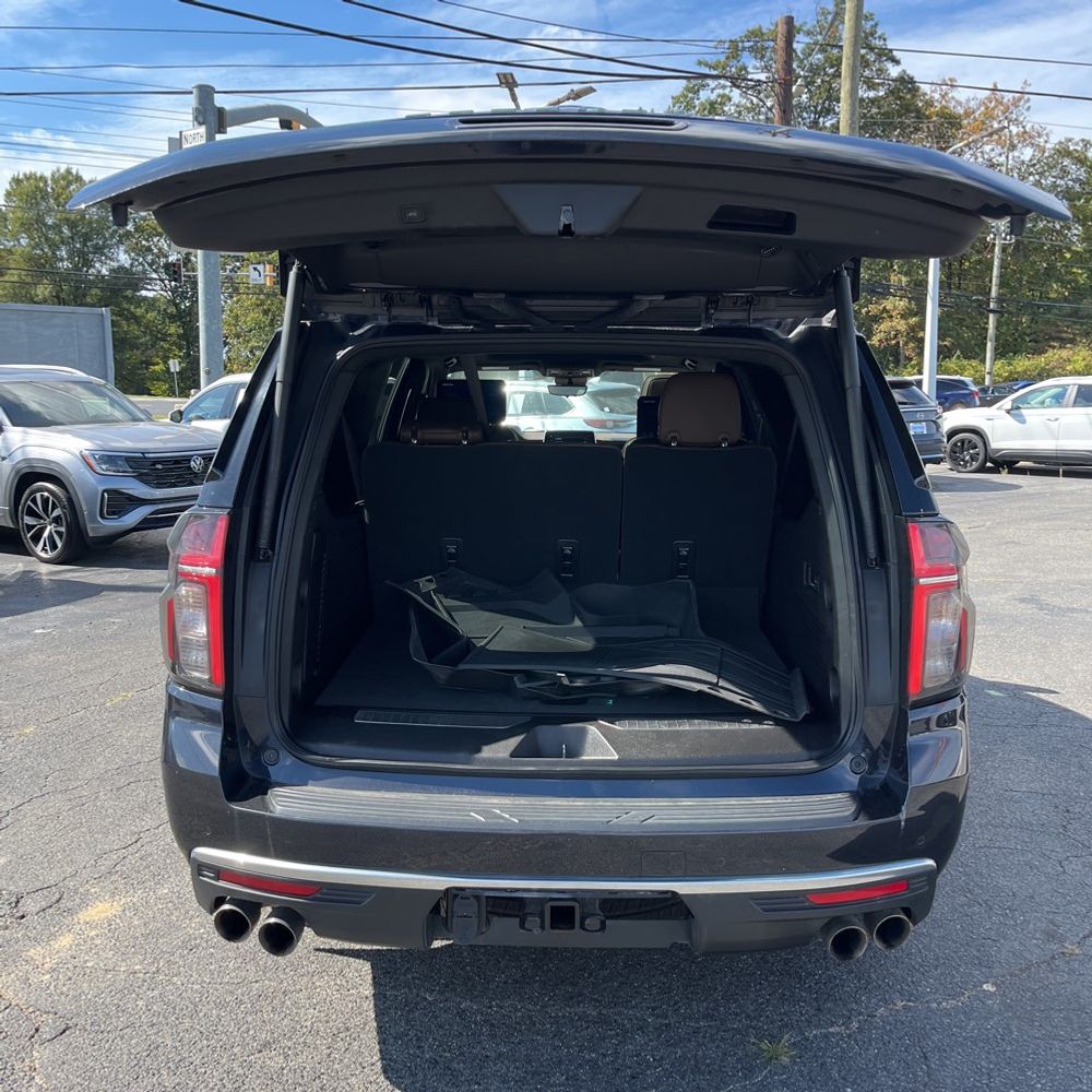 2023 Chevrolet Suburban High Country