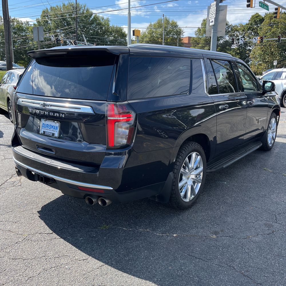 2023 Chevrolet Suburban High Country