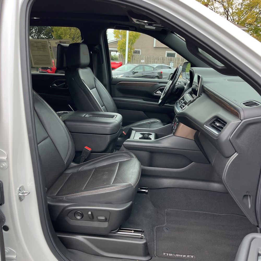 2022 Chevrolet Suburban High Country