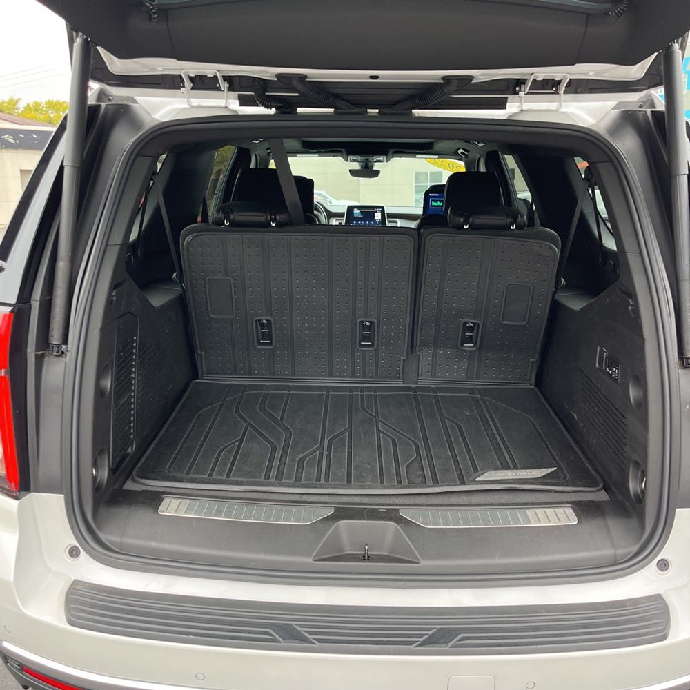 2022 Chevrolet Suburban High Country