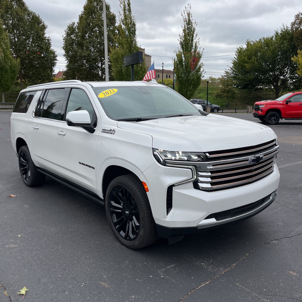 2022 Chevrolet Suburban High Country