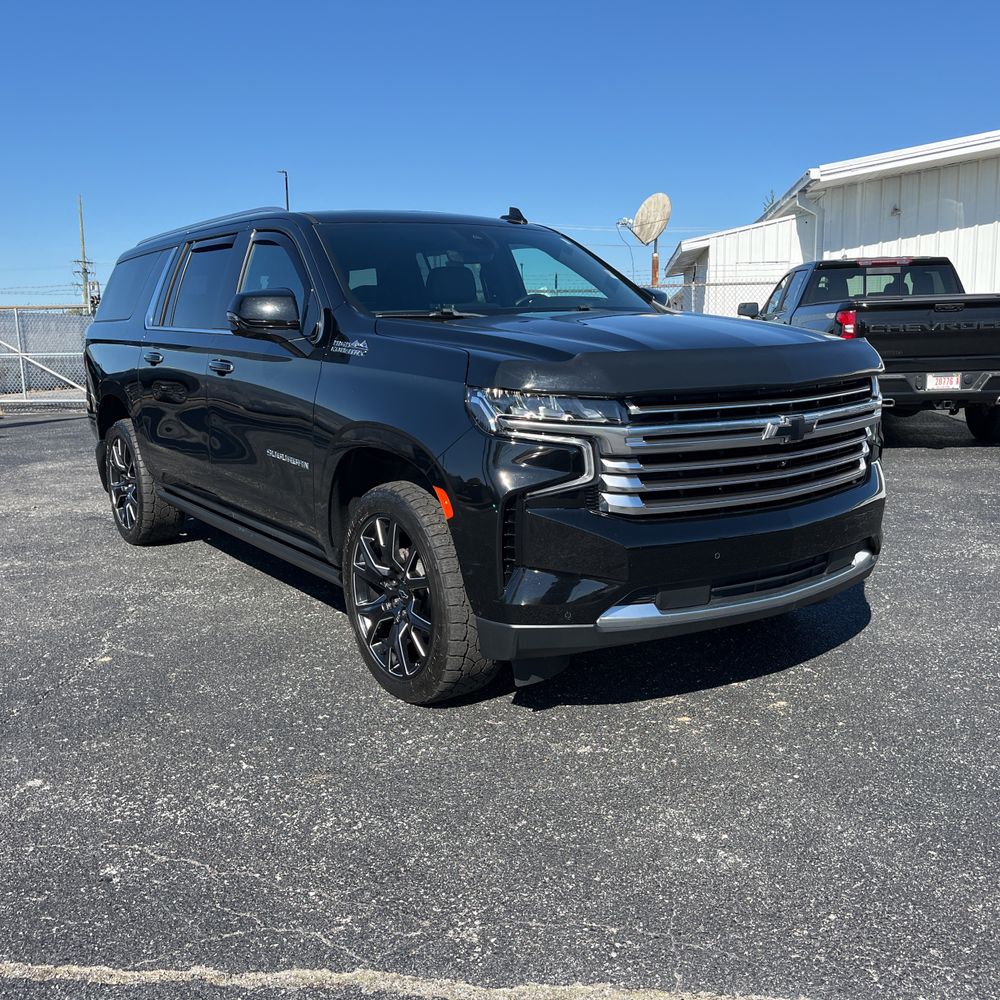 2023 Chevrolet Suburban High Country