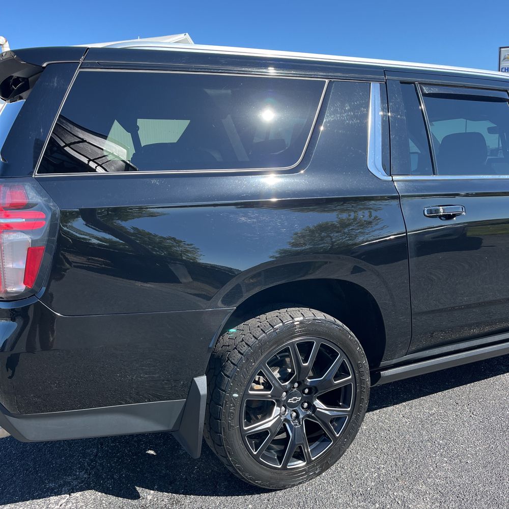 2023 Chevrolet Suburban High Country