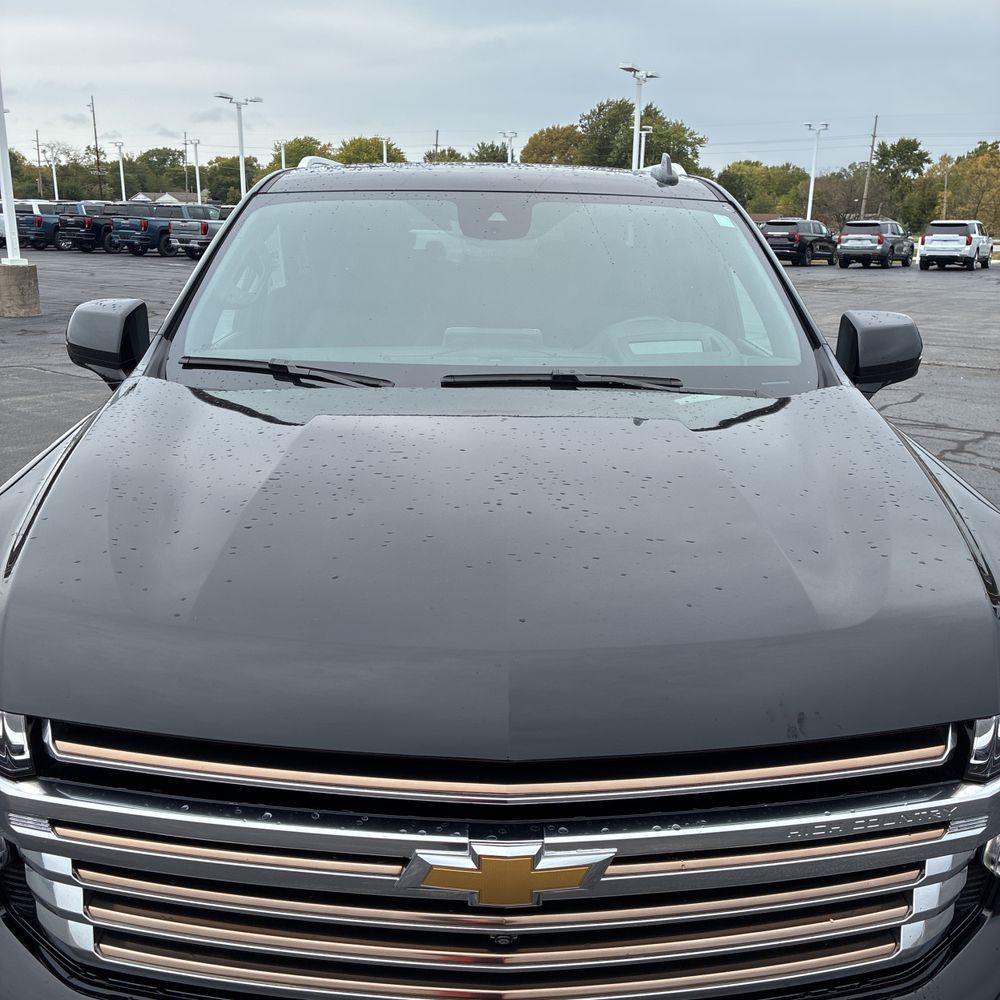 2024 Chevrolet Suburban High Country