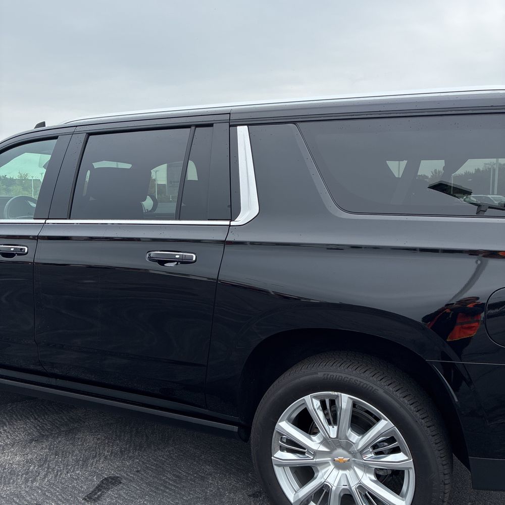 2024 Chevrolet Suburban High Country