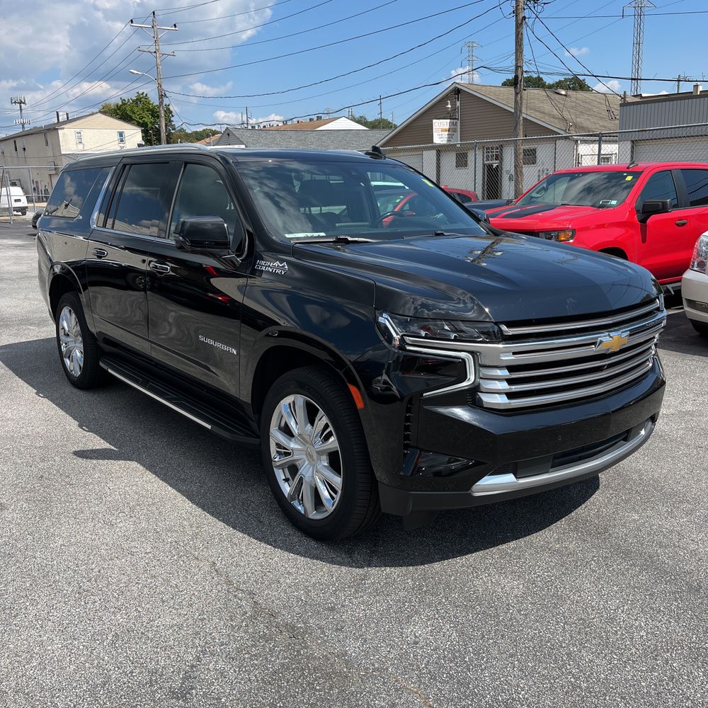 2021 Chevrolet Suburban High Country
