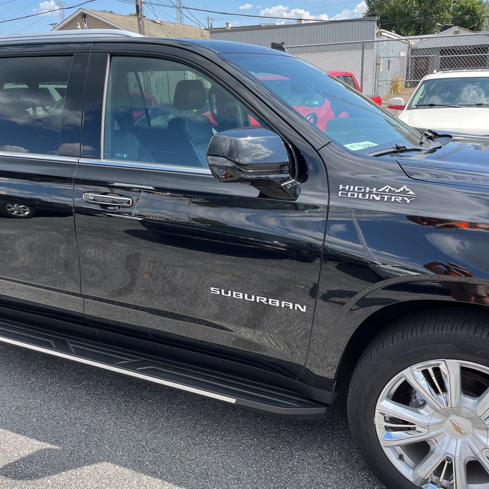 2021 Chevrolet Suburban High Country