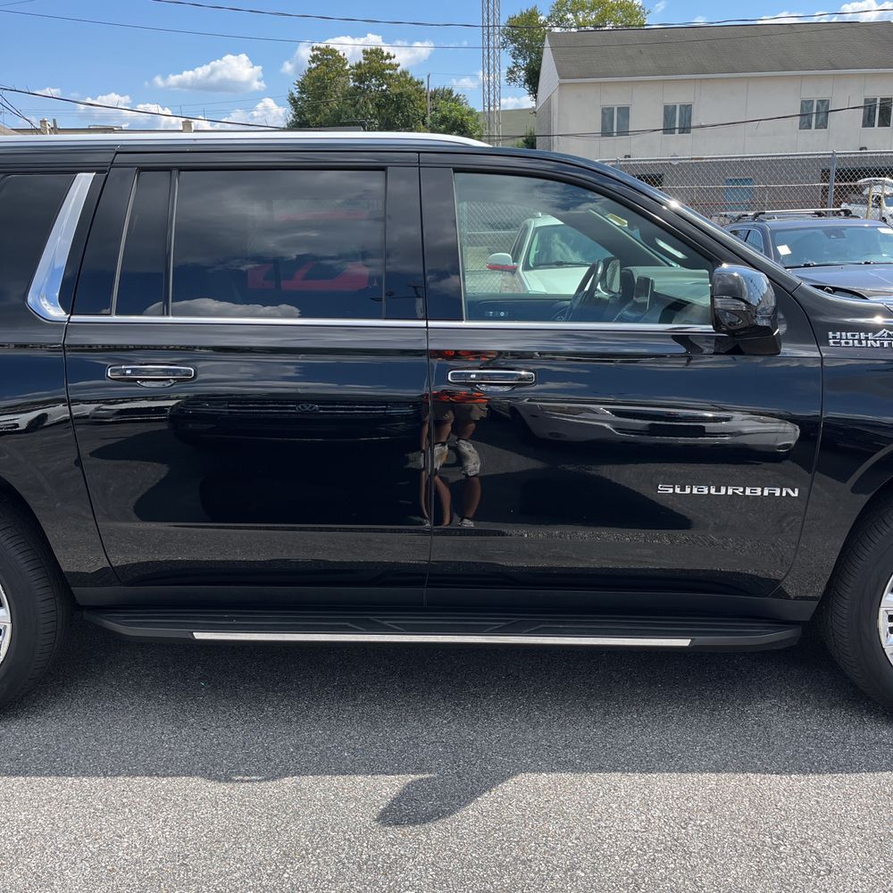 2021 Chevrolet Suburban High Country