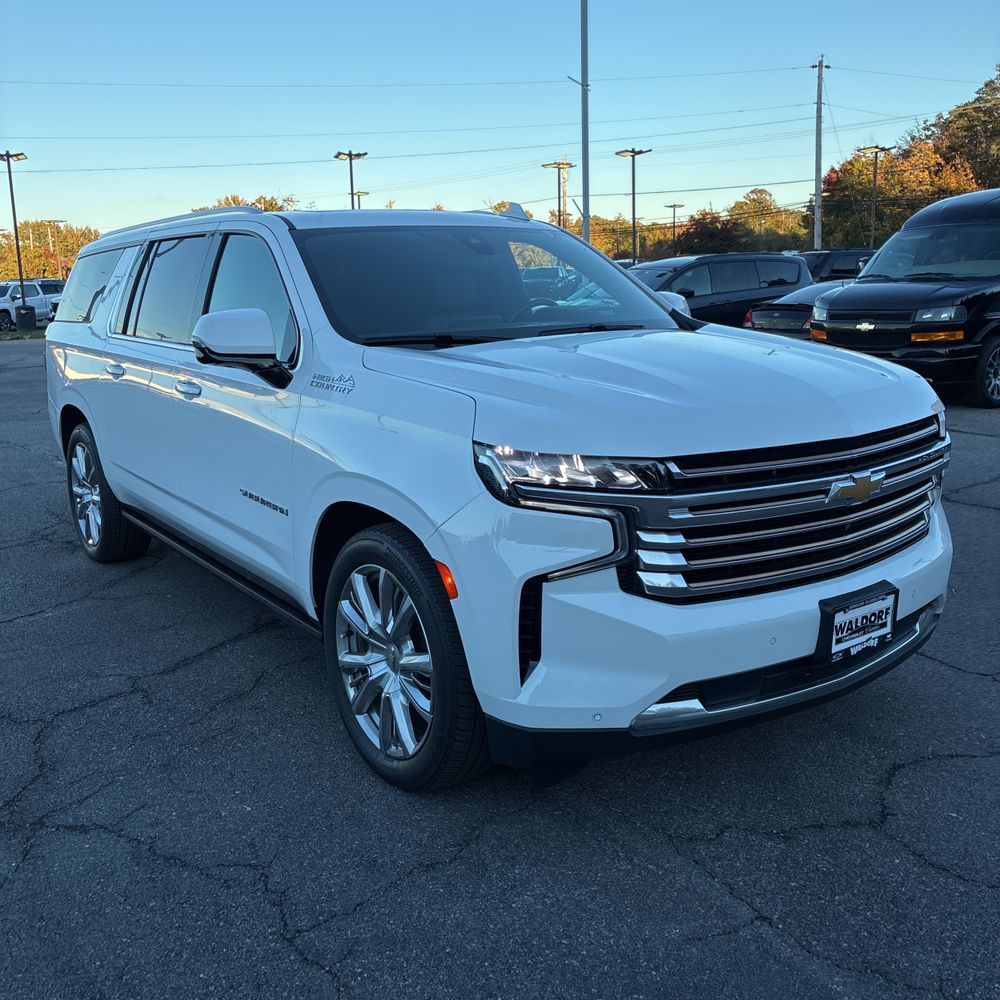 2022 Chevrolet Suburban High Country