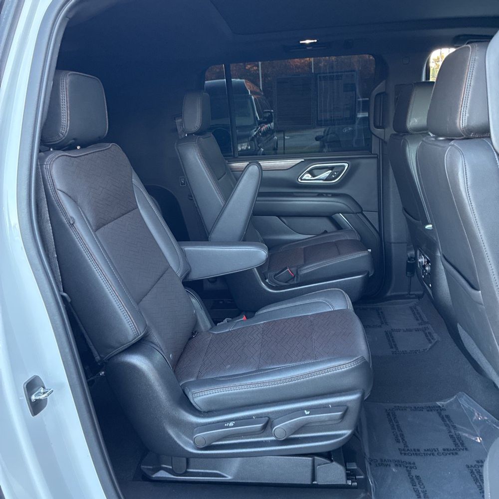 2022 Chevrolet Suburban High Country