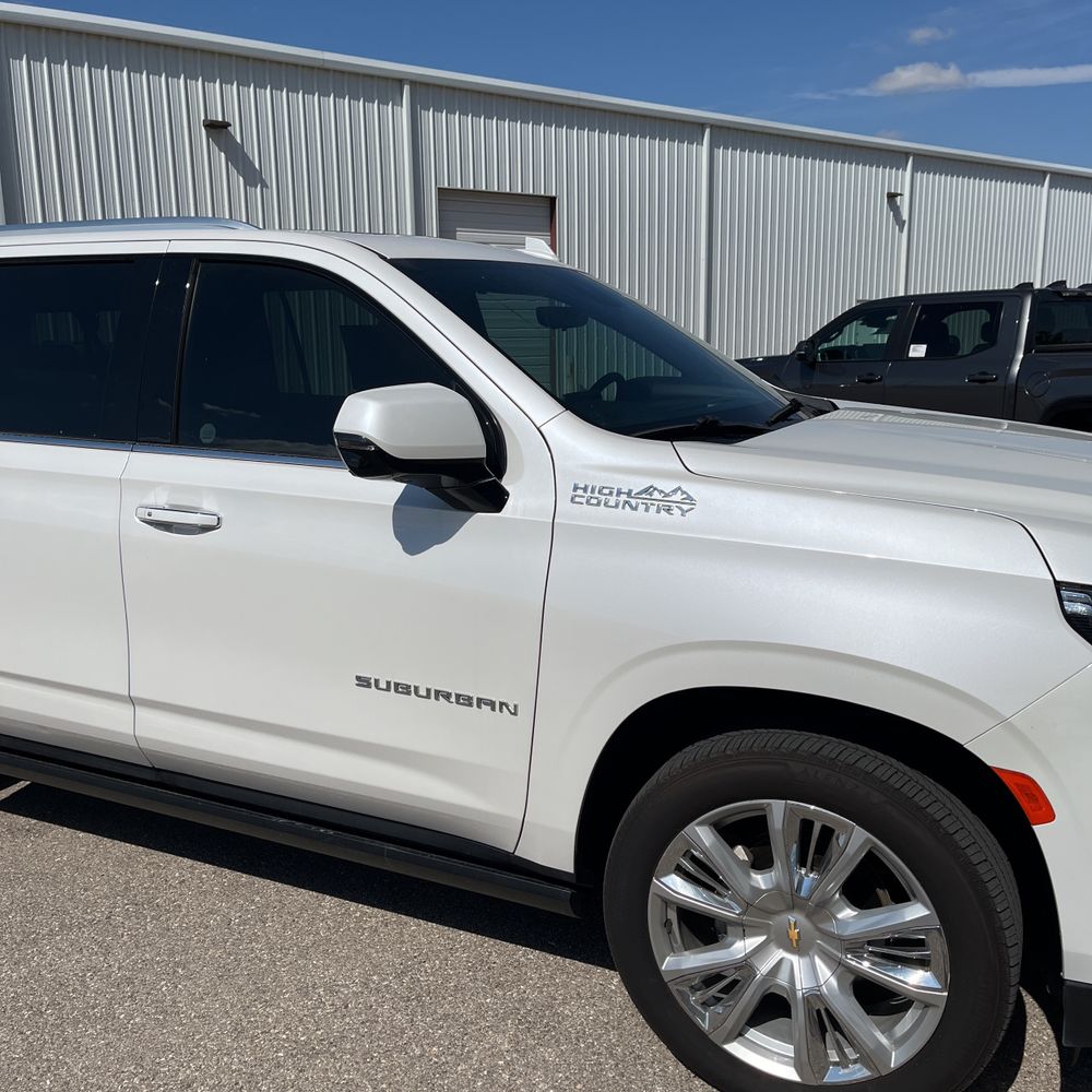 2023 Chevrolet Suburban High Country