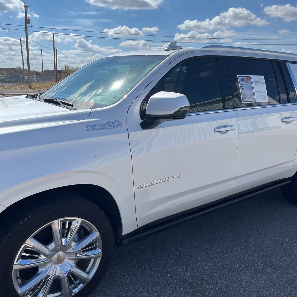 2023 Chevrolet Suburban High Country