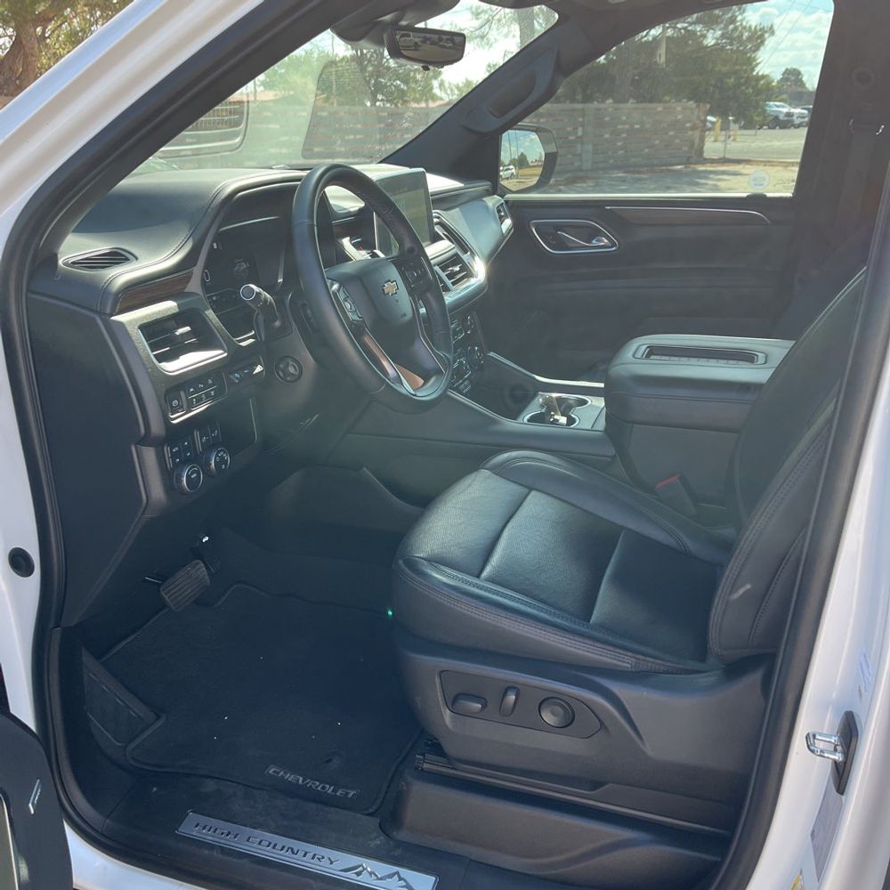 2023 Chevrolet Suburban High Country