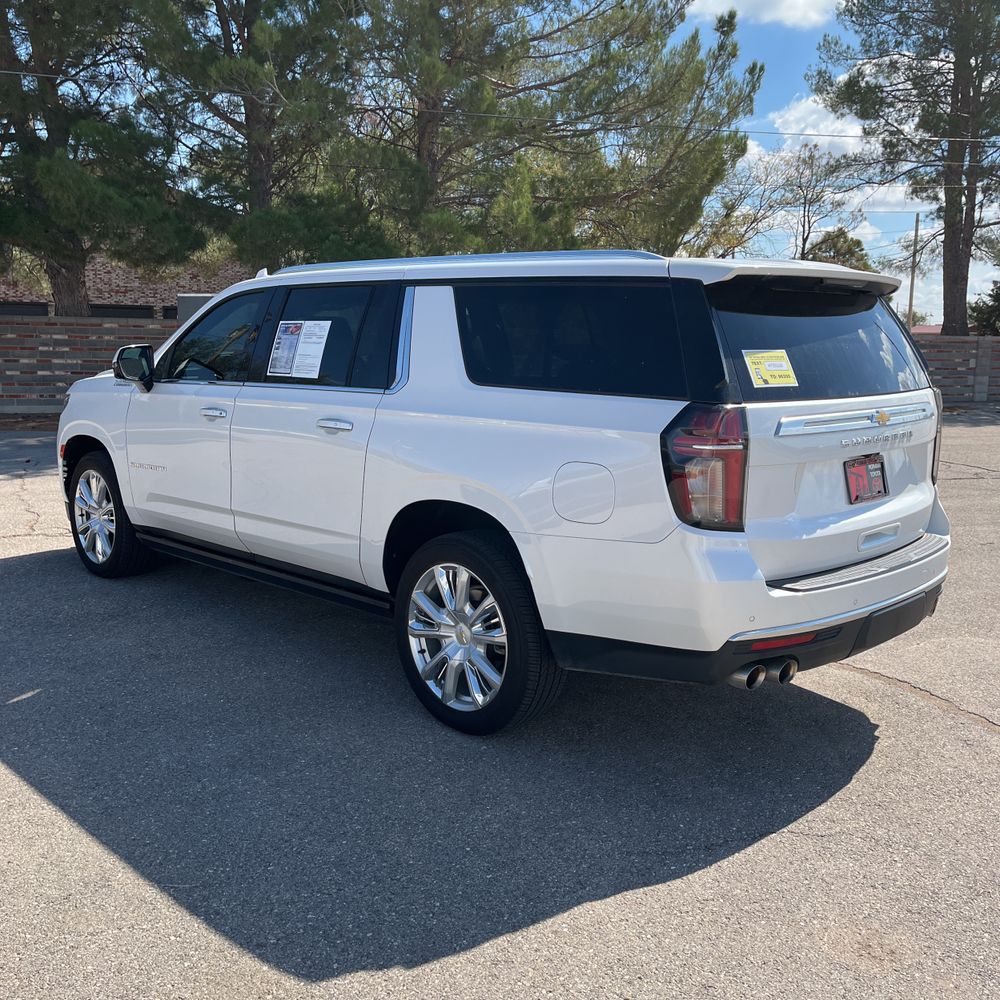 2023 Chevrolet Suburban High Country