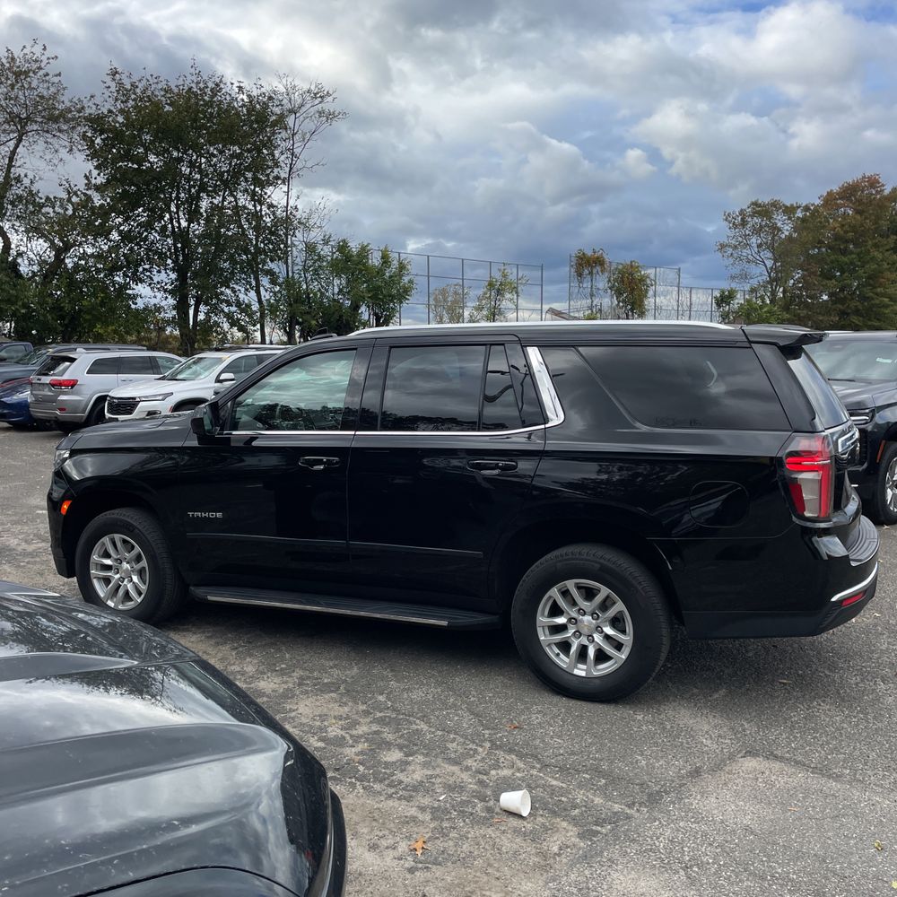 2023 Chevrolet Tahoe LS