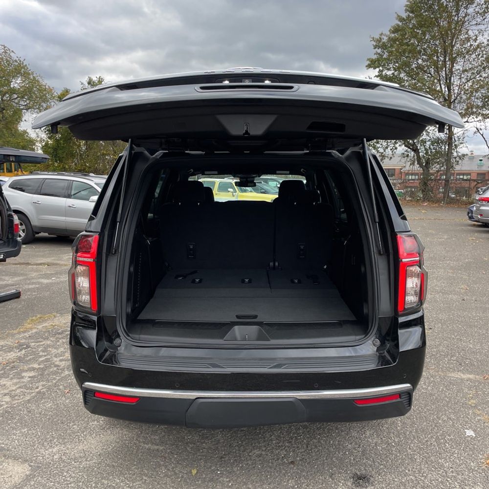 2023 Chevrolet Tahoe LS