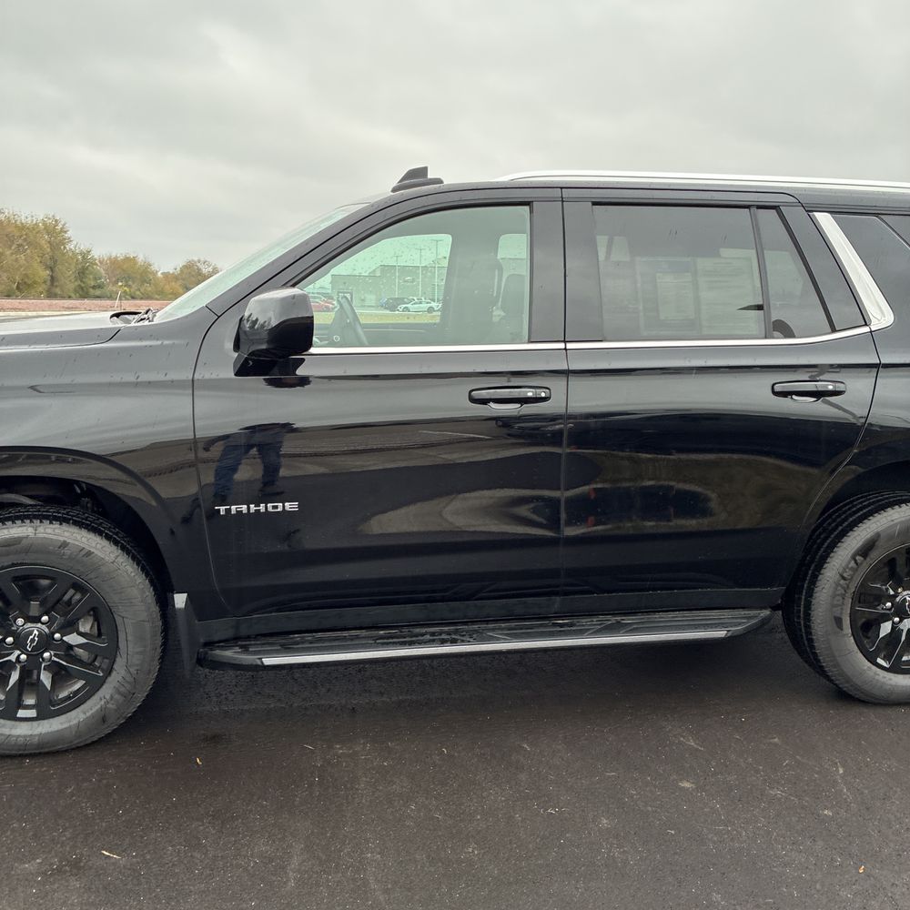 2022 Chevrolet Tahoe 1500 LS