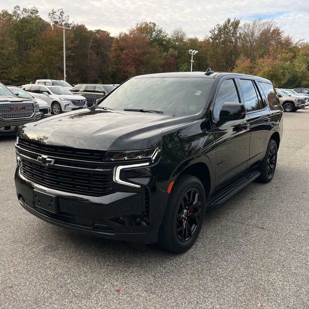 2024 Chevrolet Tahoe RST