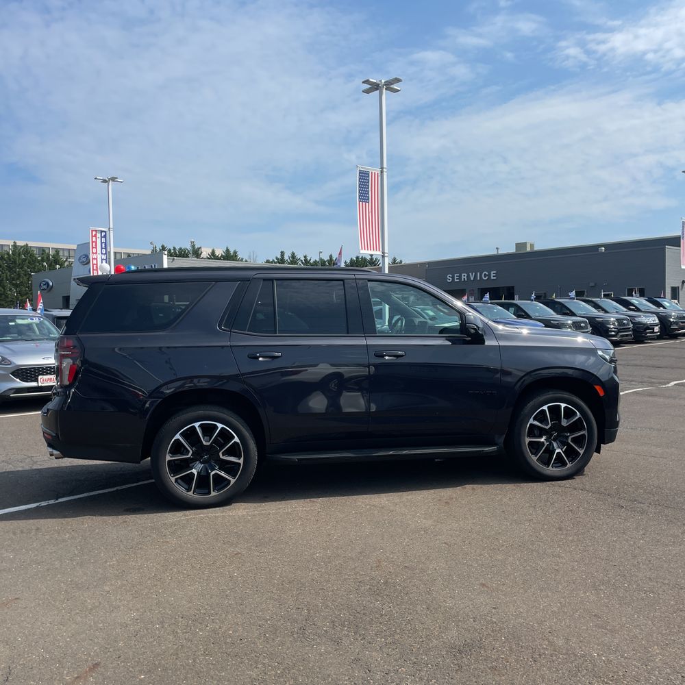 2022 Chevrolet Tahoe RST