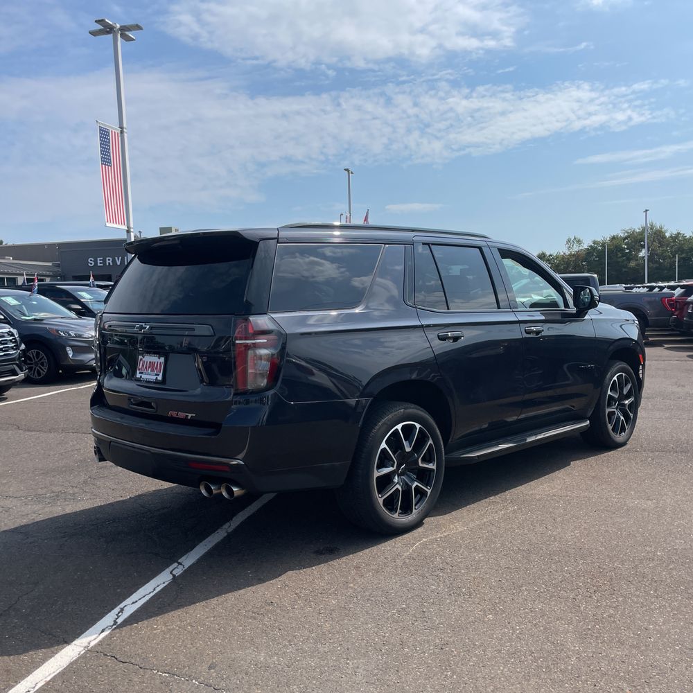 2022 Chevrolet Tahoe RST