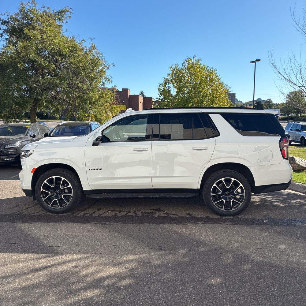 2022 Chevrolet Tahoe RST