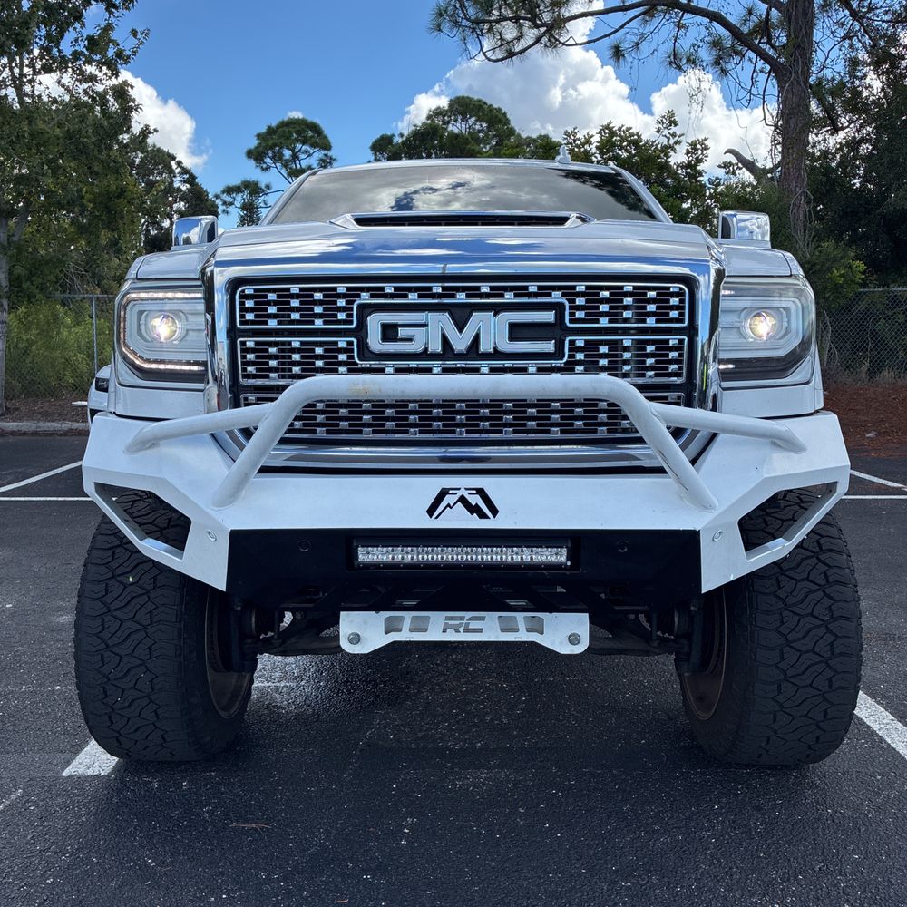 2019 GMC Sierra 2500HD Denali