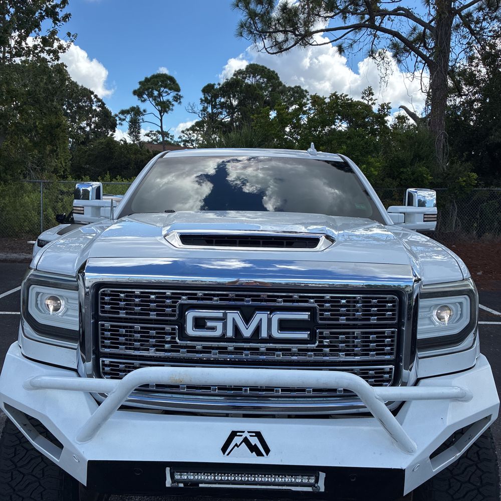 2019 GMC Sierra 2500HD Denali