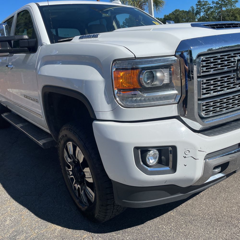 2019 GMC Sierra 2500HD Denali
