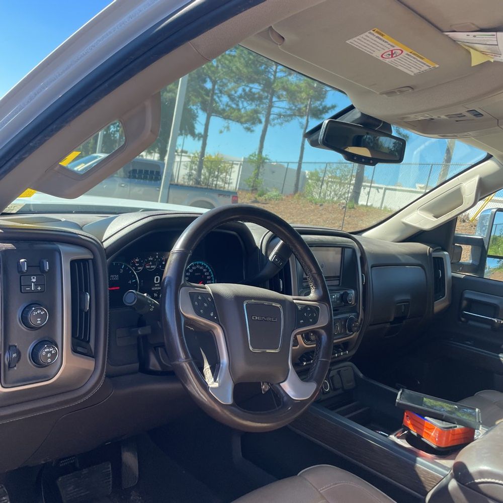 2019 GMC Sierra 2500HD Denali