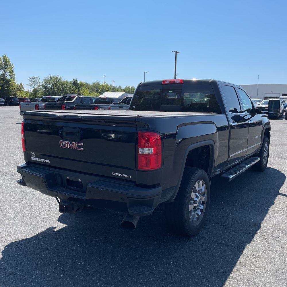 2018 GMC Sierra 2500HD Denali