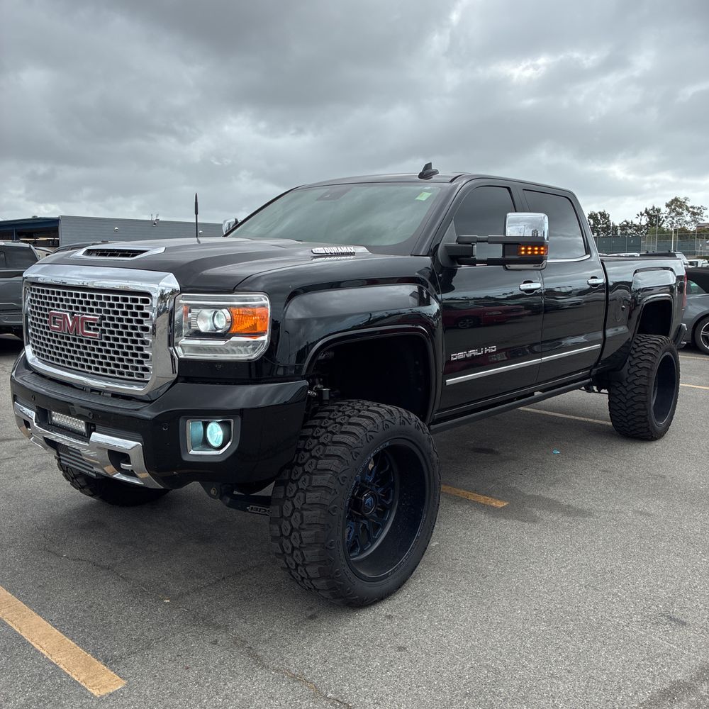 2017 GMC Sierra 2500HD Denali
