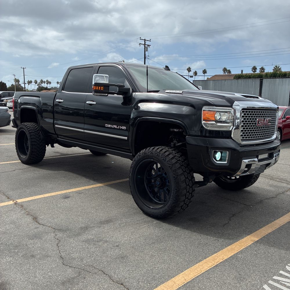 2017 GMC Sierra 2500HD Denali
