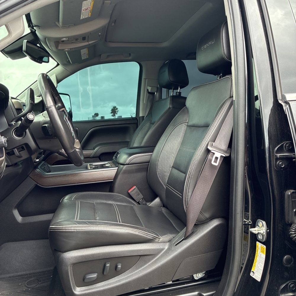 2017 GMC Sierra 2500HD Denali